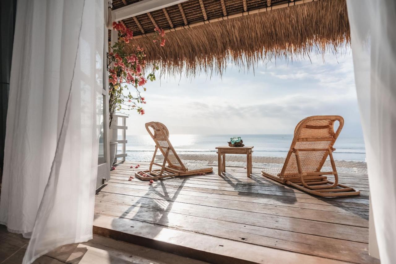 Villa Deeksha Uluwatu Exteriör bild