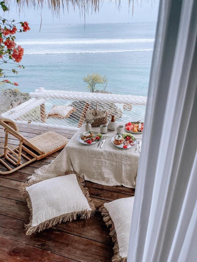 Villa Deeksha Uluwatu Exteriör bild